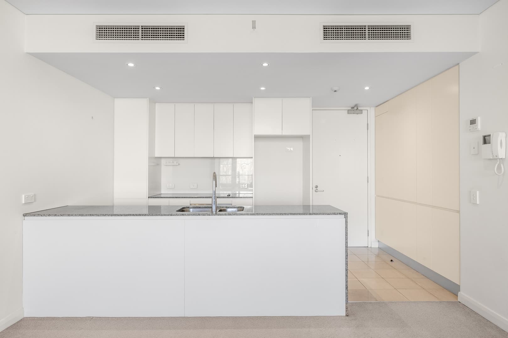 44/20 Eyre Street, Kingston ACT 2604, Kingston - Thumbnail 4