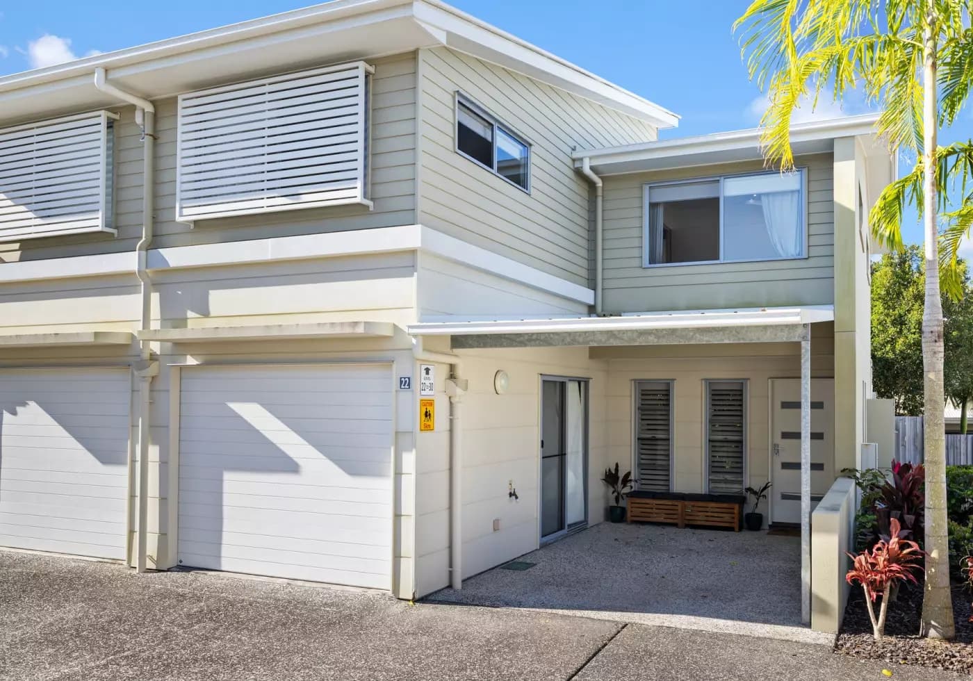 22/11 Crayfish Street, Mountain Creek, Tender - Thumbnail 2