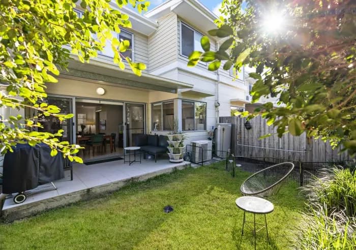 22/11 Crayfish Street, Mountain Creek, Tender - Thumbnail 3