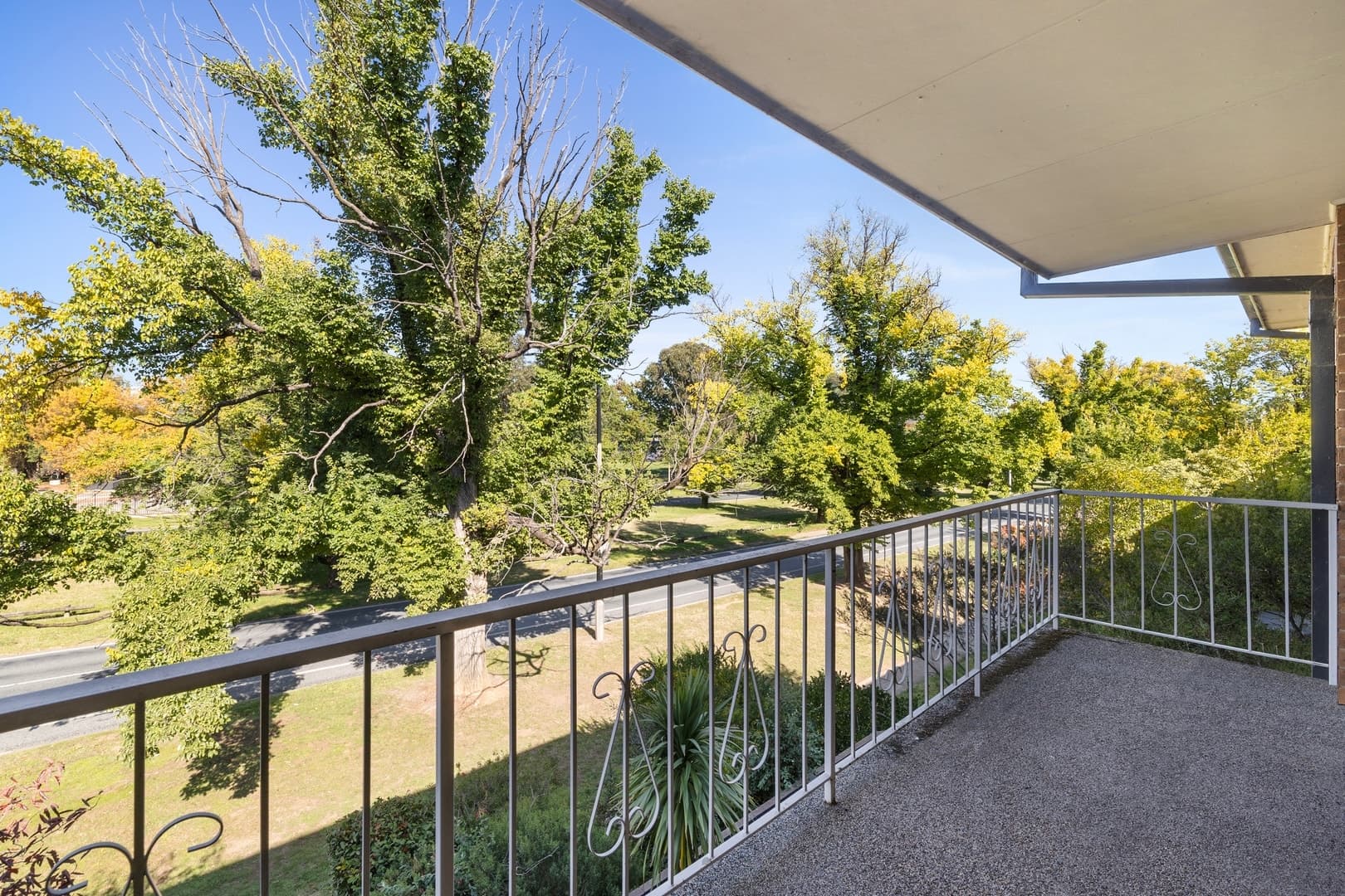 17/103 Canberra Avenue, Griffith ACT 2603, Griffith - Image 1