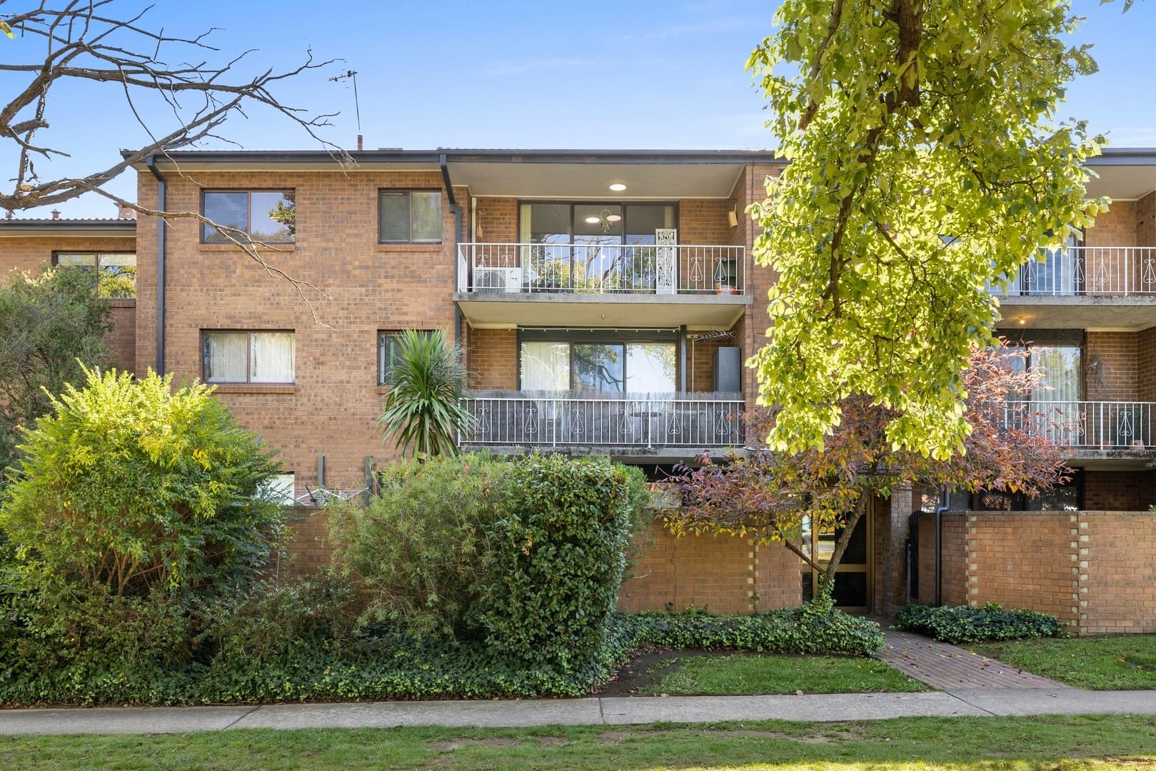 17/103 Canberra Avenue, Griffith ACT 2603, Griffith - Thumbnail 2