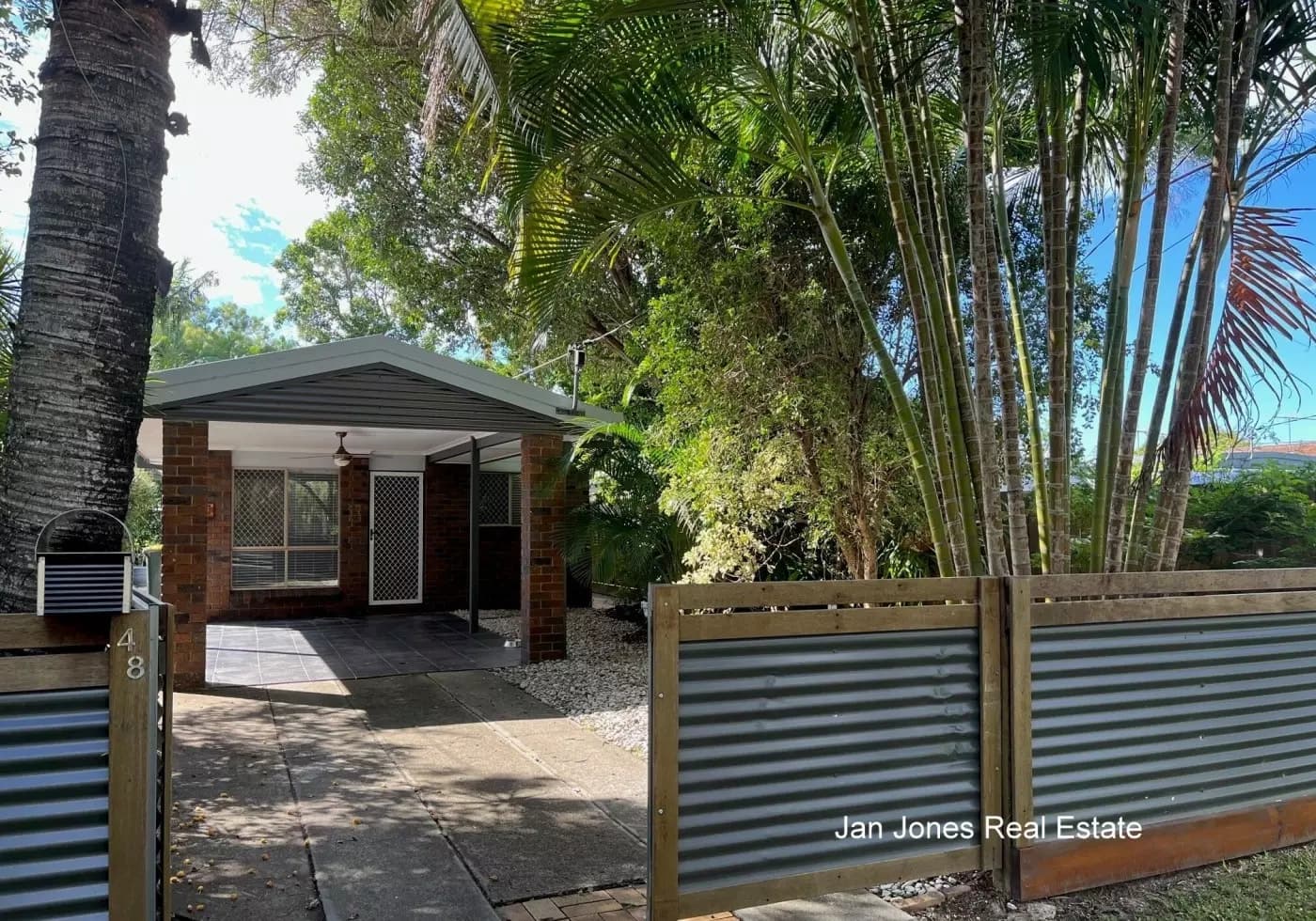 48 Sportsground St, Redcliffe, Redcliffe - Thumbnail 2