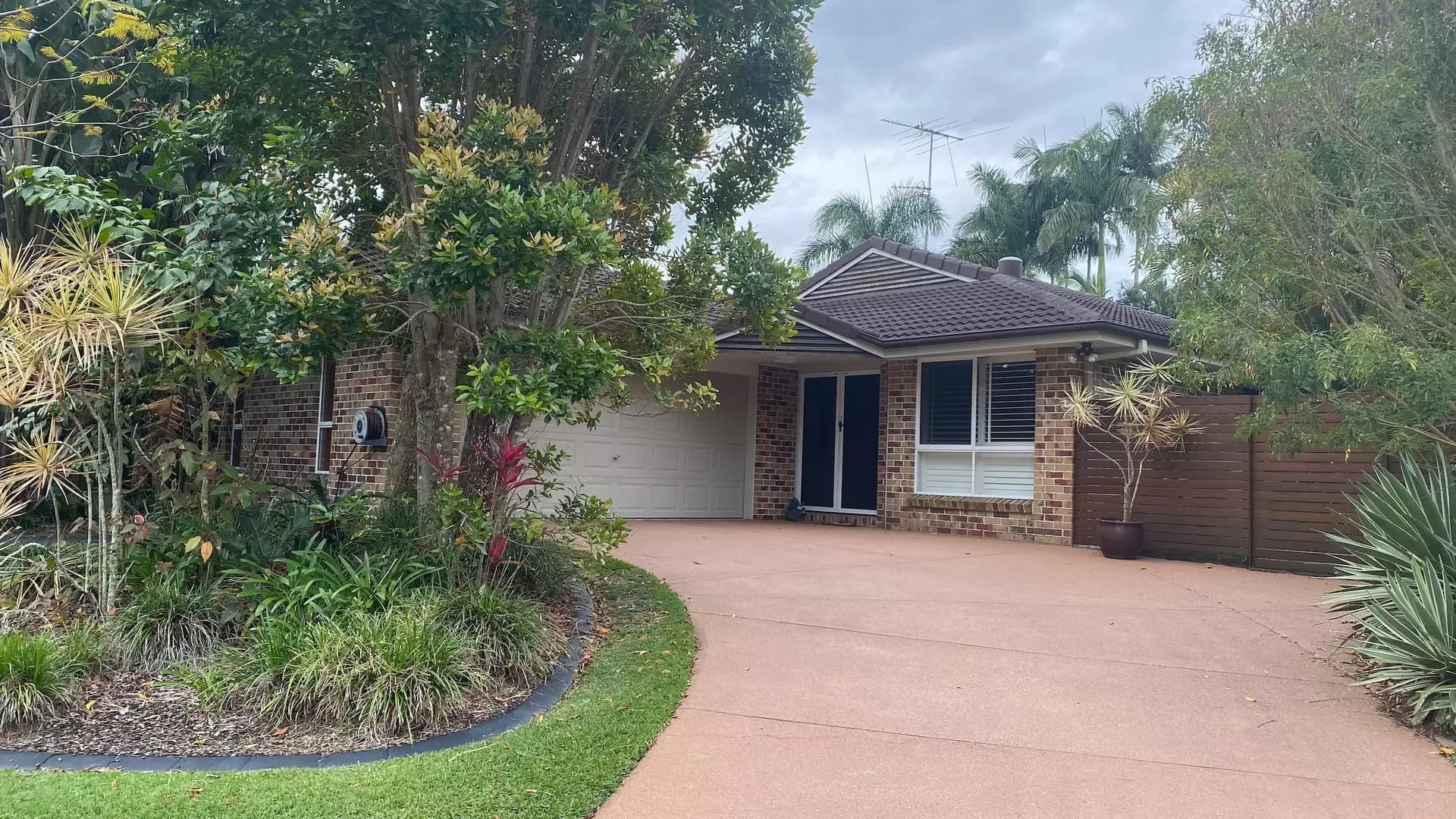 29 Khancoban Drive, Buderim, Tender - Thumbnail 2