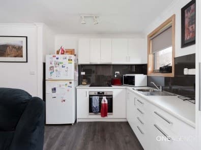 2 / 9 Turnbull Avenue, Upper Burnie, Upper Burnie - Thumbnail 3