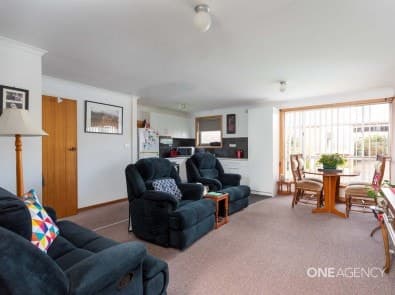2 / 9 Turnbull Avenue, Upper Burnie, Upper Burnie - Thumbnail 5