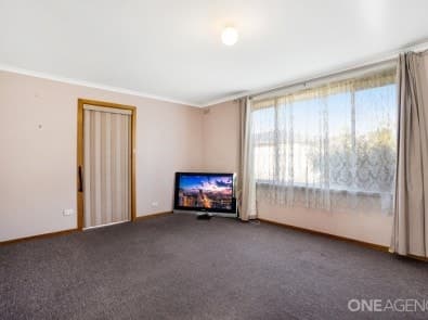 28 Martin Street, WYNYARD, Wynyard - Thumbnail 3