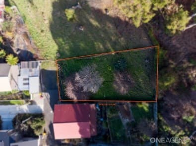 3 Plummer Avenue, Burnie, Burnie - Thumbnail 2