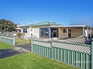 3 Albert Street, Stanley, Stanley - Image 1