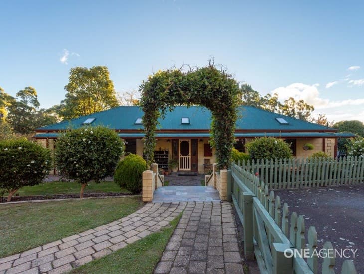 4 Algona Avenue, Round Hill - Thumbnail 4