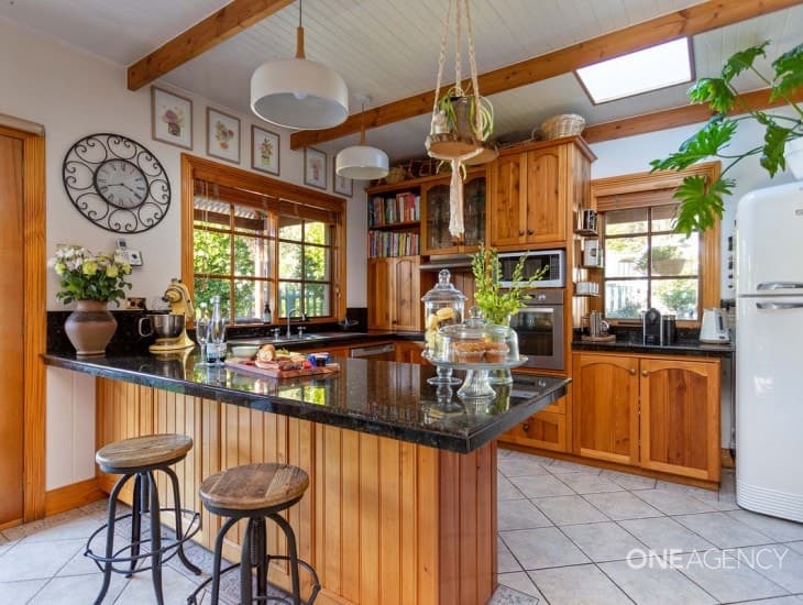 4 Algona Avenue, Round Hill - Thumbnail 5