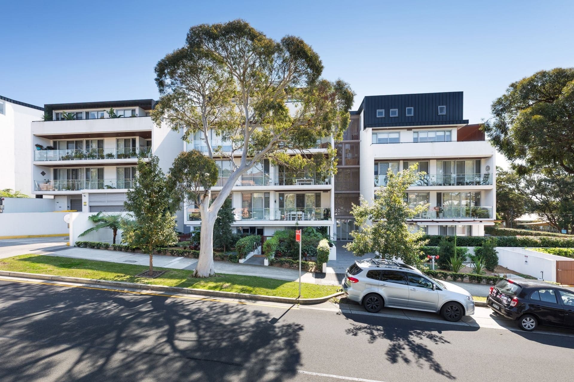 206/3 Dianella Street Caringbah NSW, Caringbah - Image 1