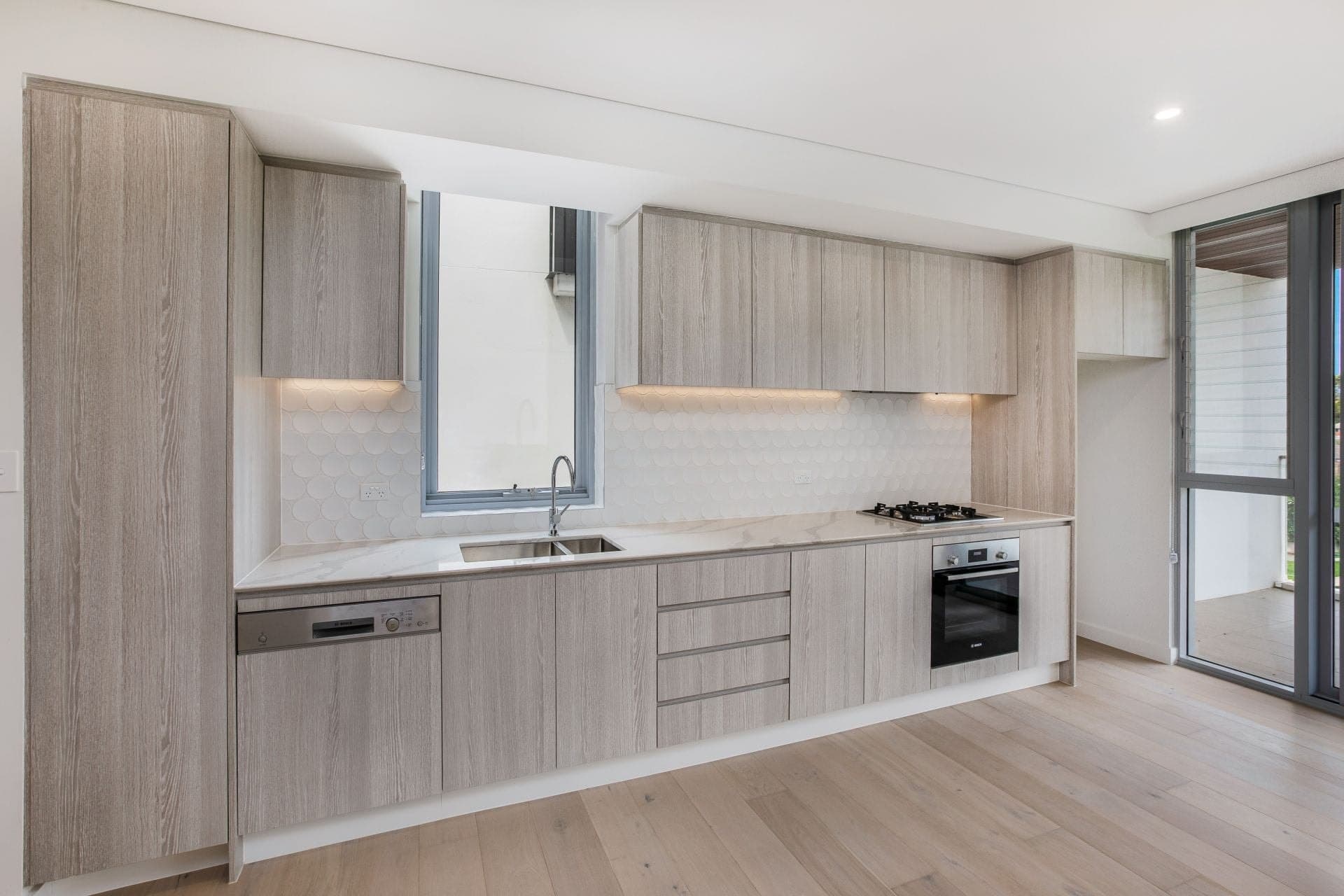 206/3 Dianella Street Caringbah NSW, Caringbah - Thumbnail 2