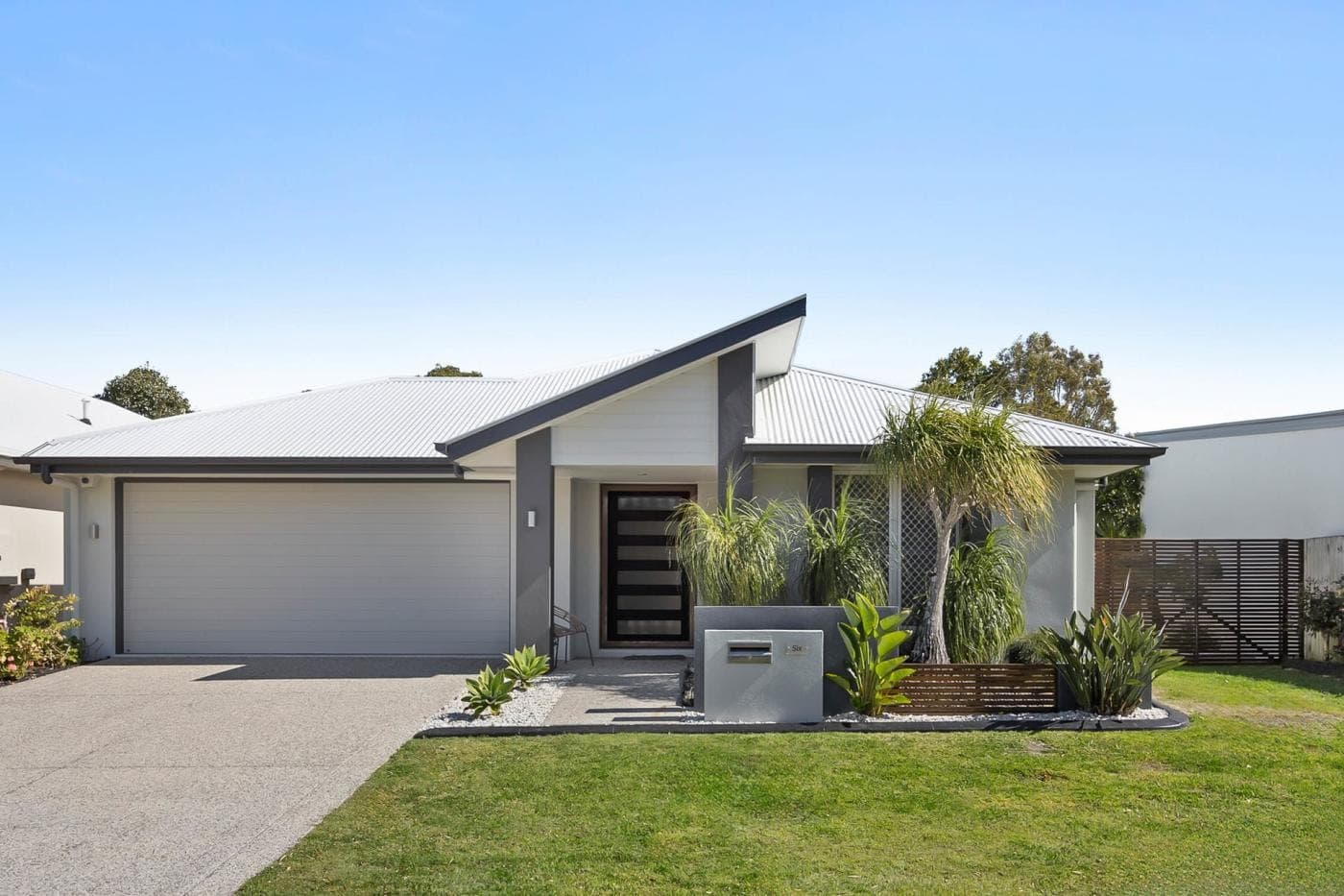 6 Yellow Fin Circuit, Mountain Creek, Tender - Image 1
