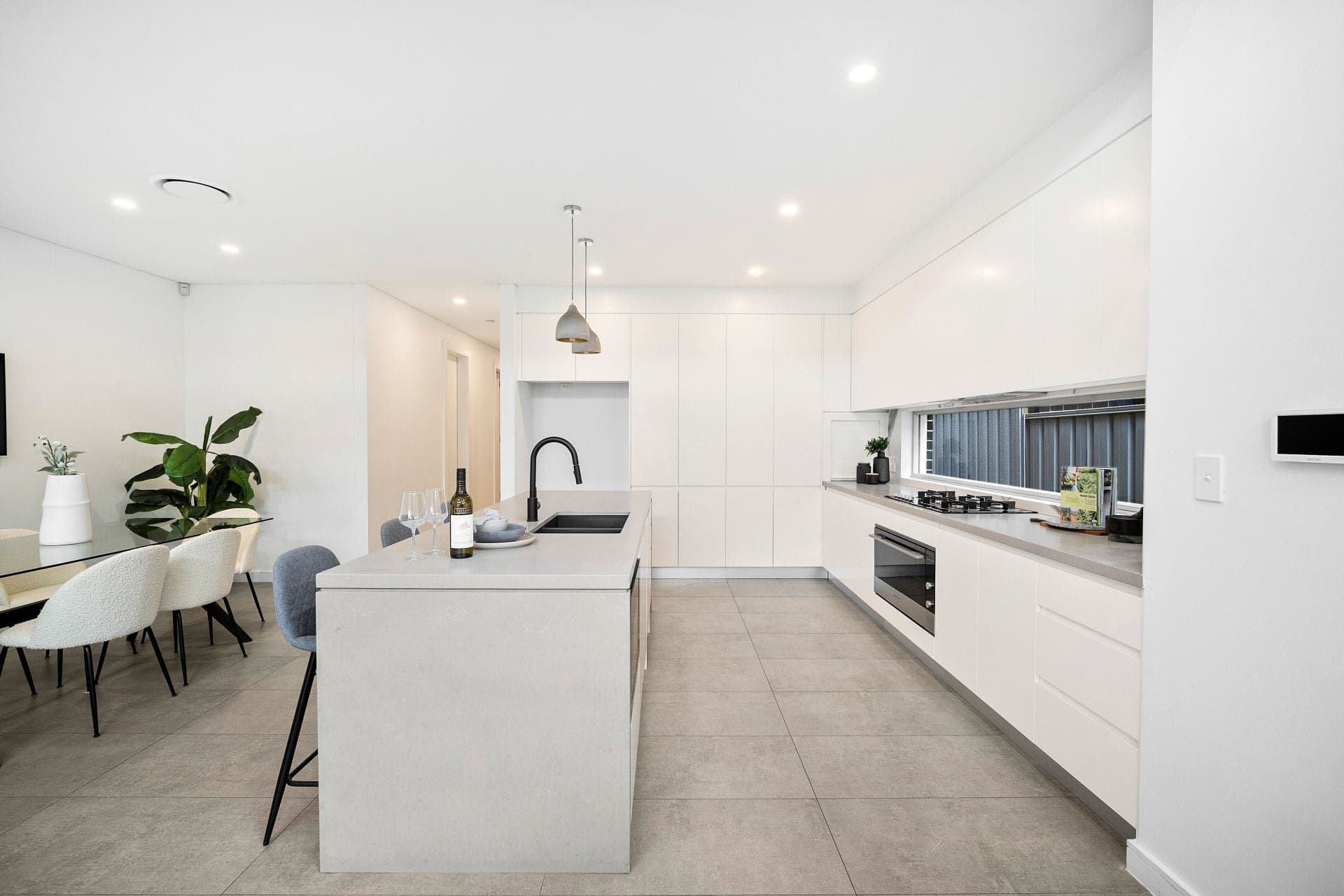 42A Crammond Boulevarde Caringbah NSW, Caringbah - Thumbnail 2