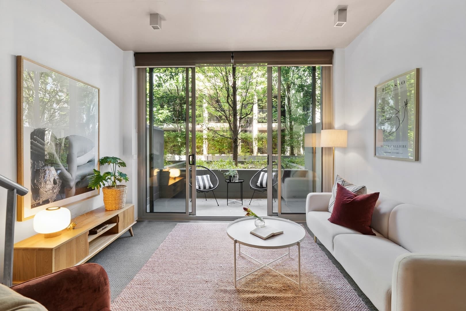 16/5 Burbury Close, Barton ACT 2600, Barton - Thumbnail 2