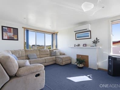 35 Ogden Street, Acton, Acton - Thumbnail 2