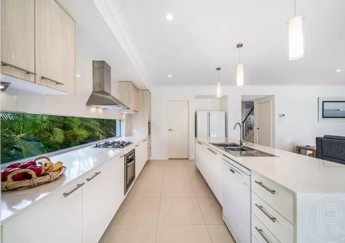 15 Oak Grove Way, Sippy Downs, Tender - Thumbnail 6