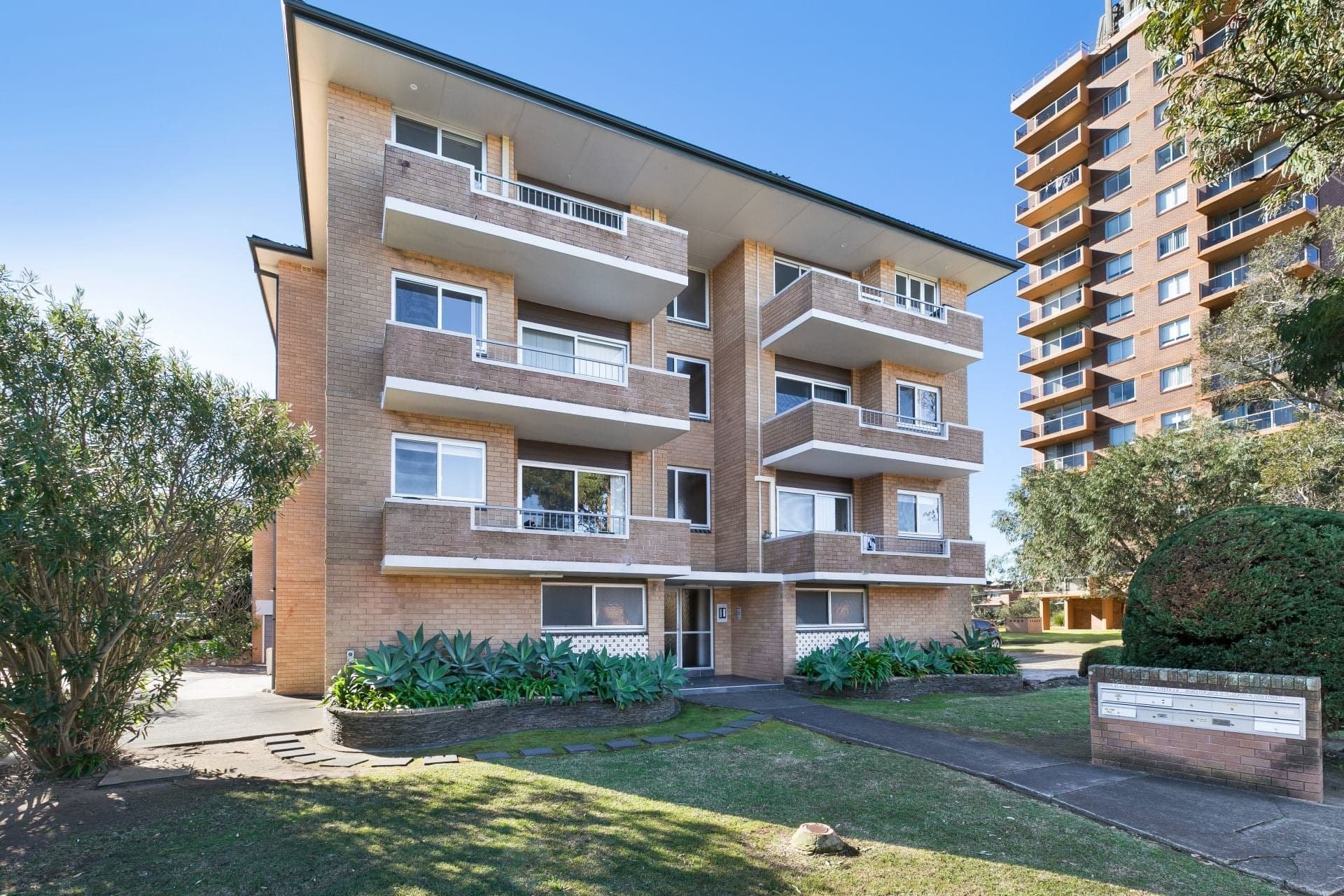 10/27-31 Burke Road Cronulla NSW, Cronulla - Image 1