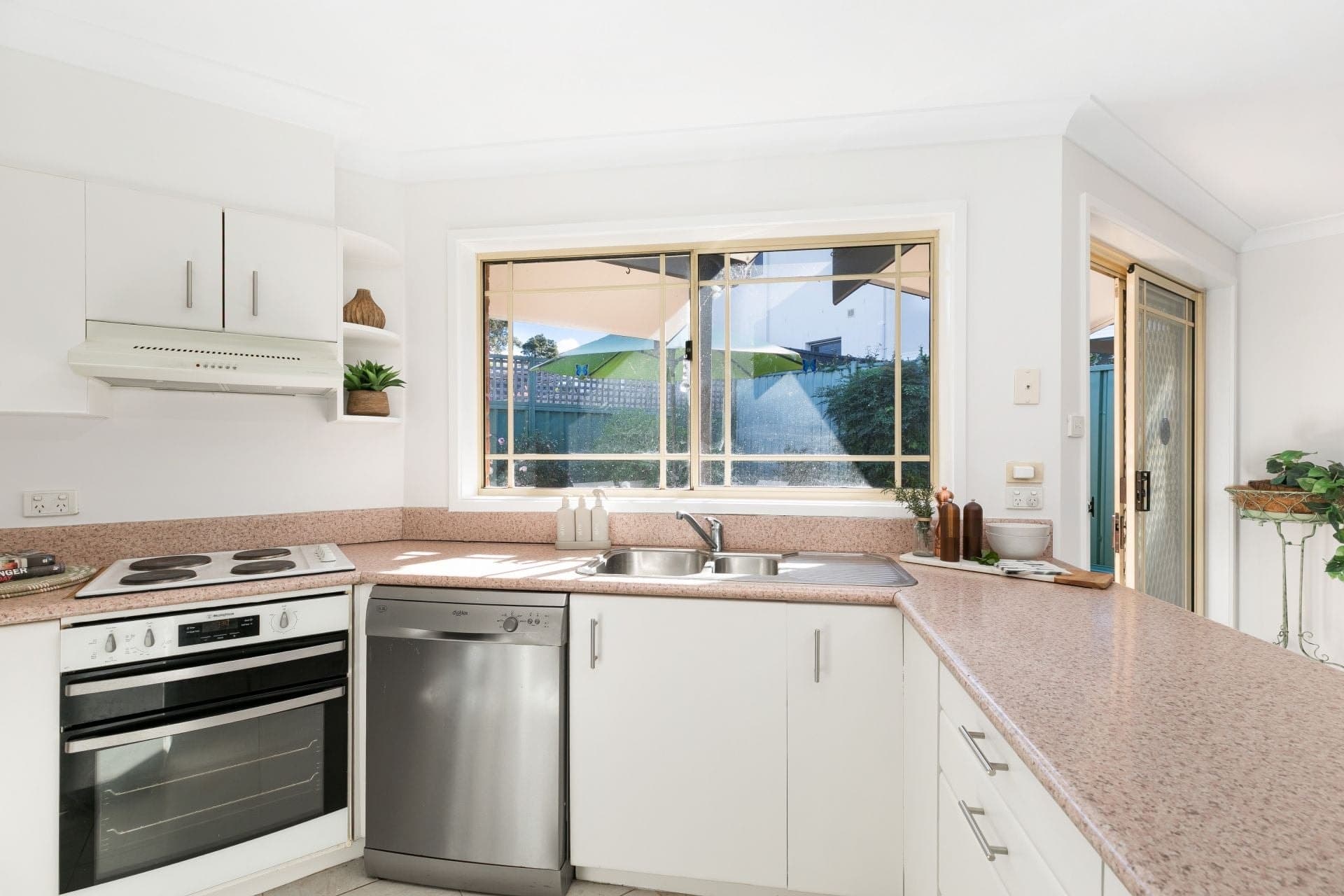 1/33-37 Gannons Road Caringbah NSW, Caringbah - Thumbnail 4