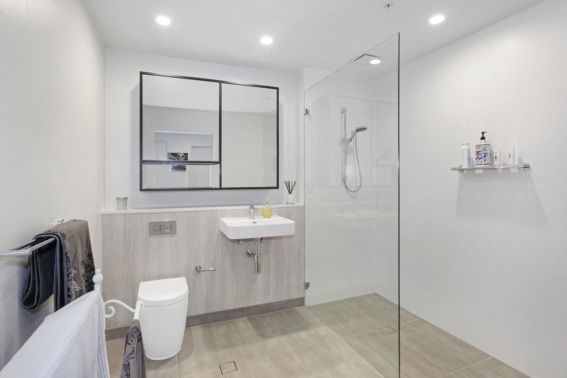 604/4 Foreshore Boulevard Woolooware NSW, Woolooware - Thumbnail 6