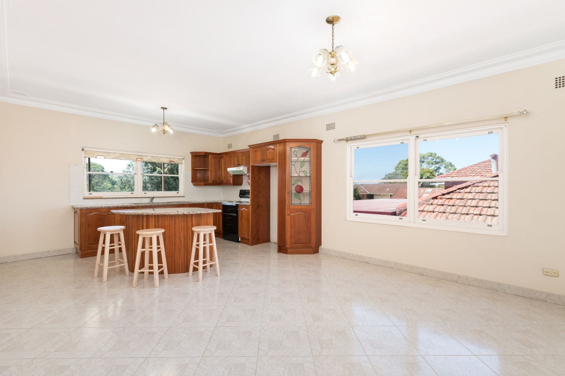 283 President Avenue Miranda NSW, Miranda - Thumbnail 5