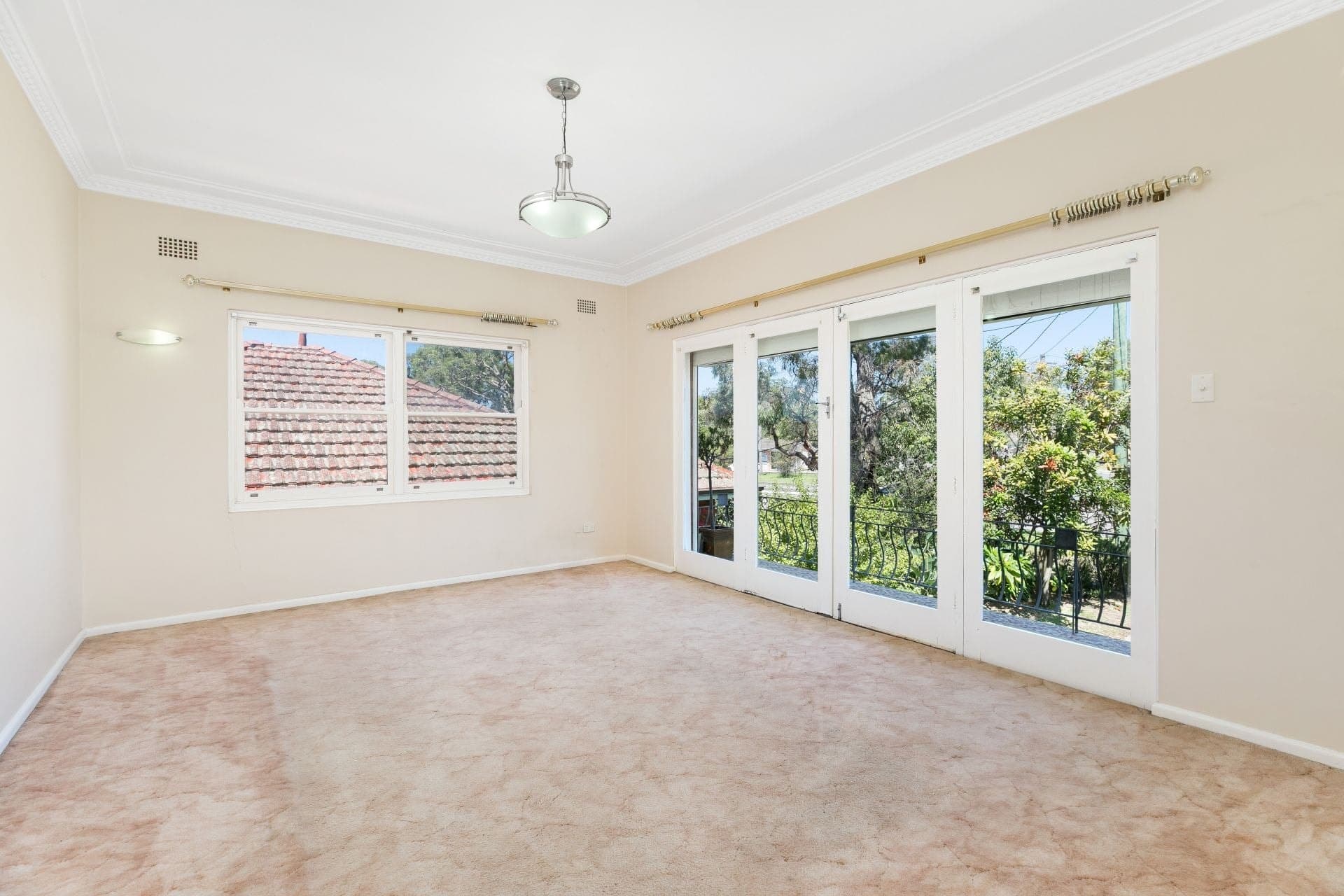 283 President Avenue Miranda NSW, Miranda - Thumbnail 6