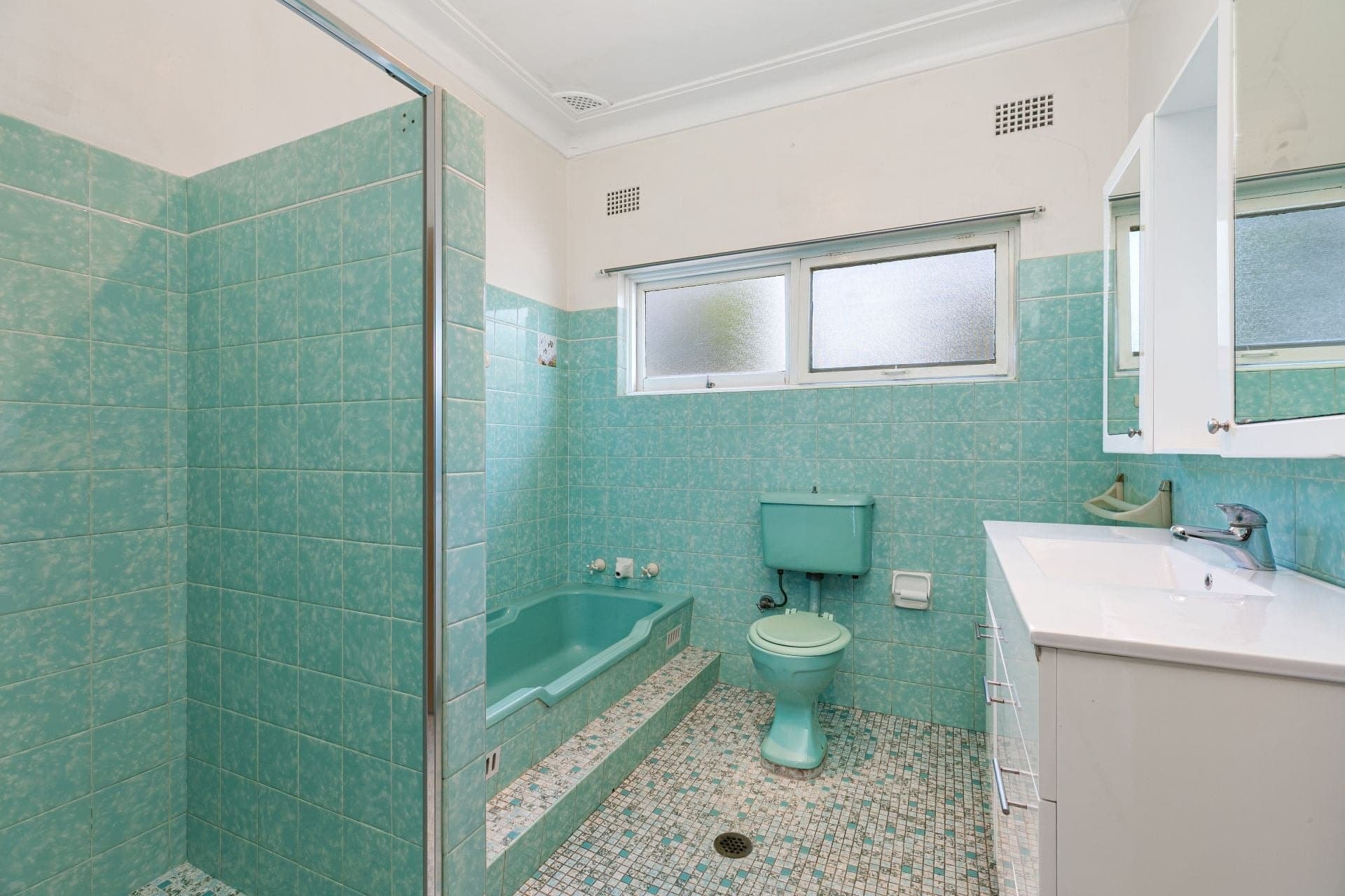 283 President Avenue Miranda NSW, Miranda - Thumbnail 8