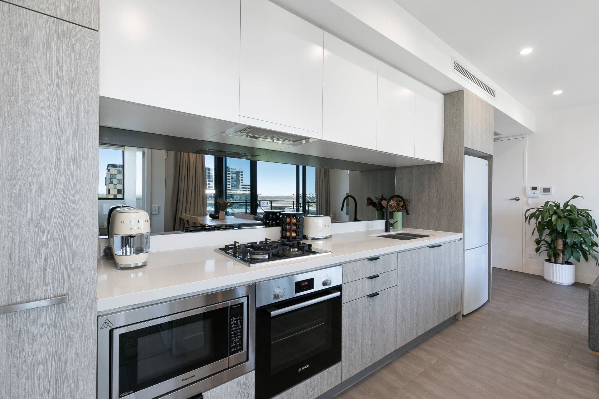 403/2 Foreshore Boulevard Woolooware NSW, Woolooware - Thumbnail 2