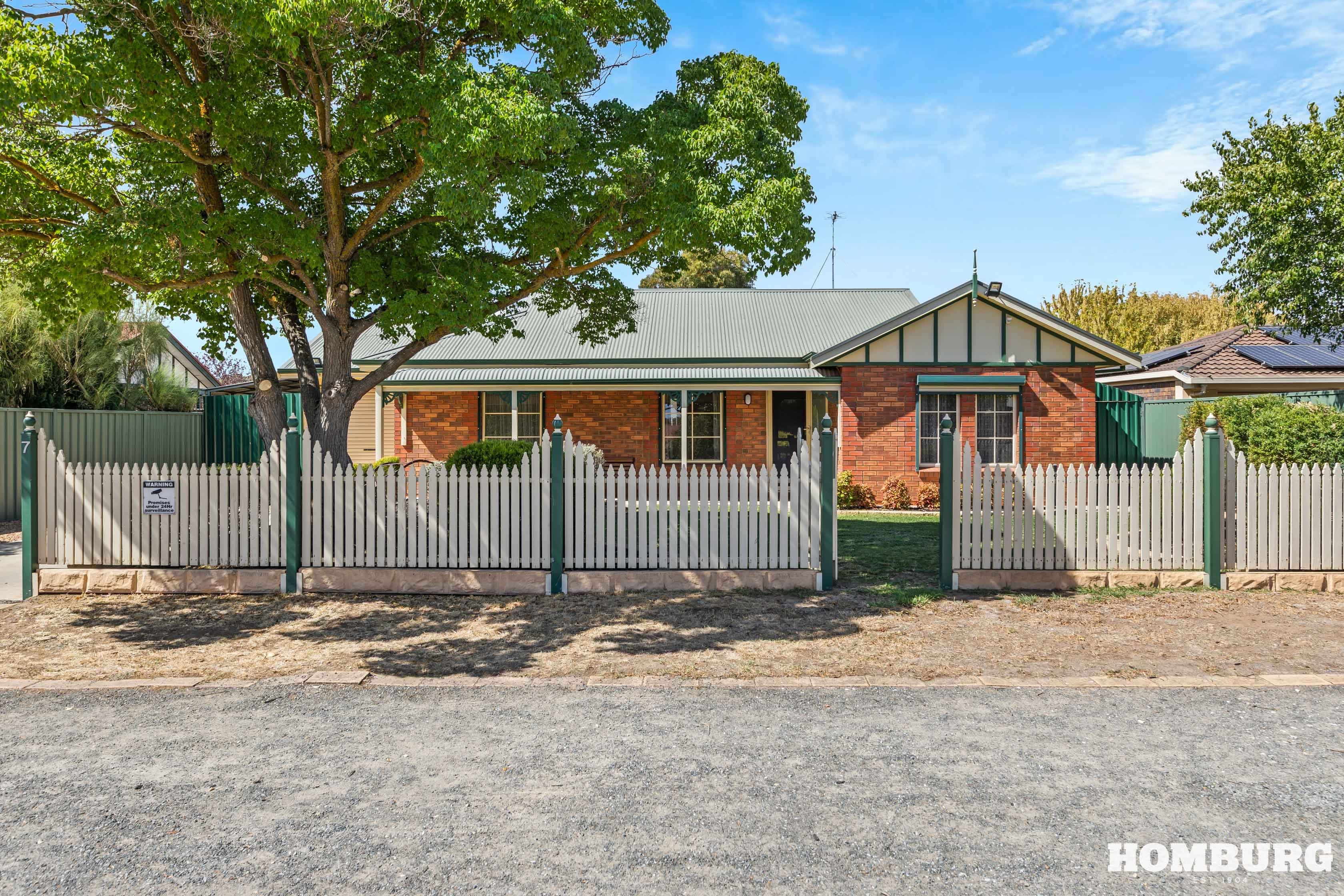 7 Falkenberg Road, NURIOOTPA, Nuriootpa - Image 1