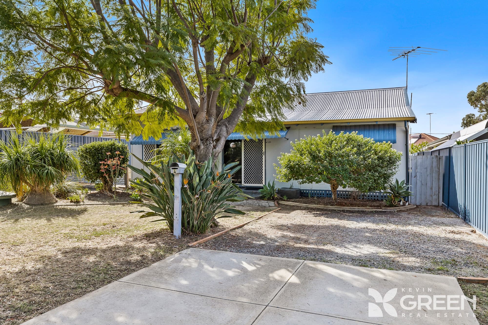 4 Kitchener Street, Dudley Park WA, 6210, Dudley Park - Thumbnail 5
