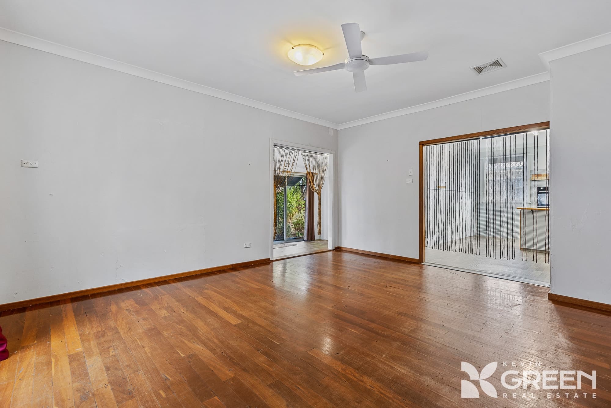 4 Kitchener Street, Dudley Park WA, 6210, Dudley Park - Thumbnail 8