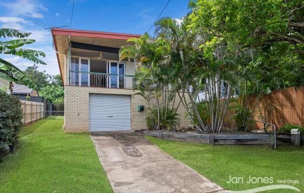 86 McLennan Street, Woody Point - Image 1