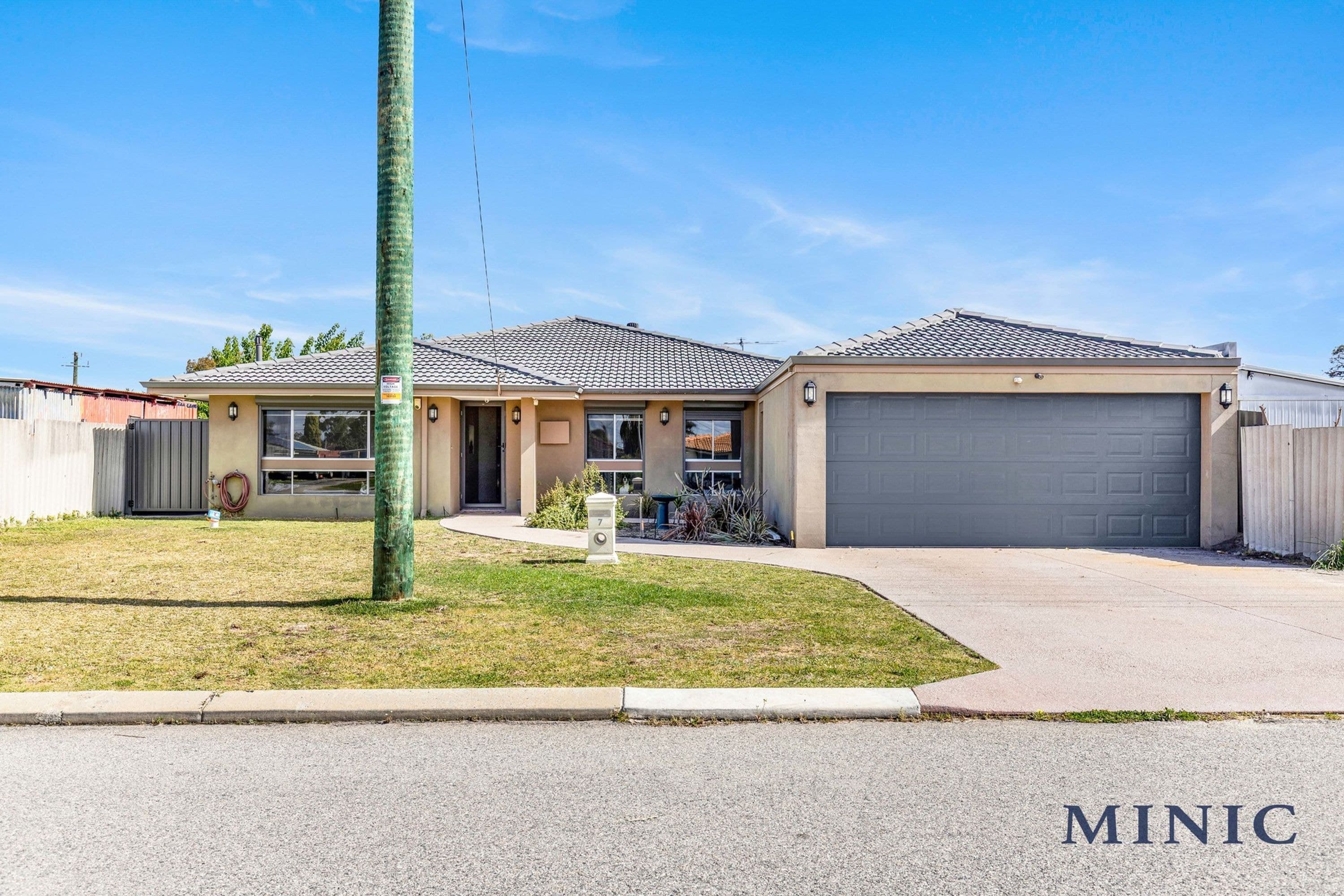 7 Alciston Way, Huntingdale, WA 6110, Huntingdale - Thumbnail 2