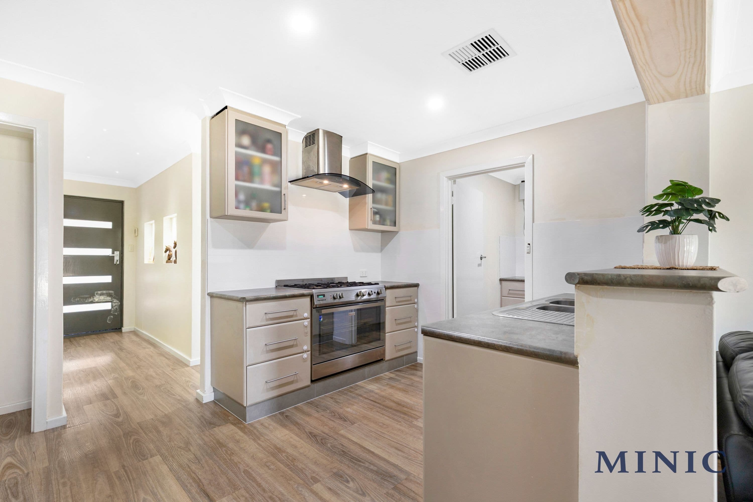 7 Alciston Way, Huntingdale, WA 6110, Huntingdale - Thumbnail 4