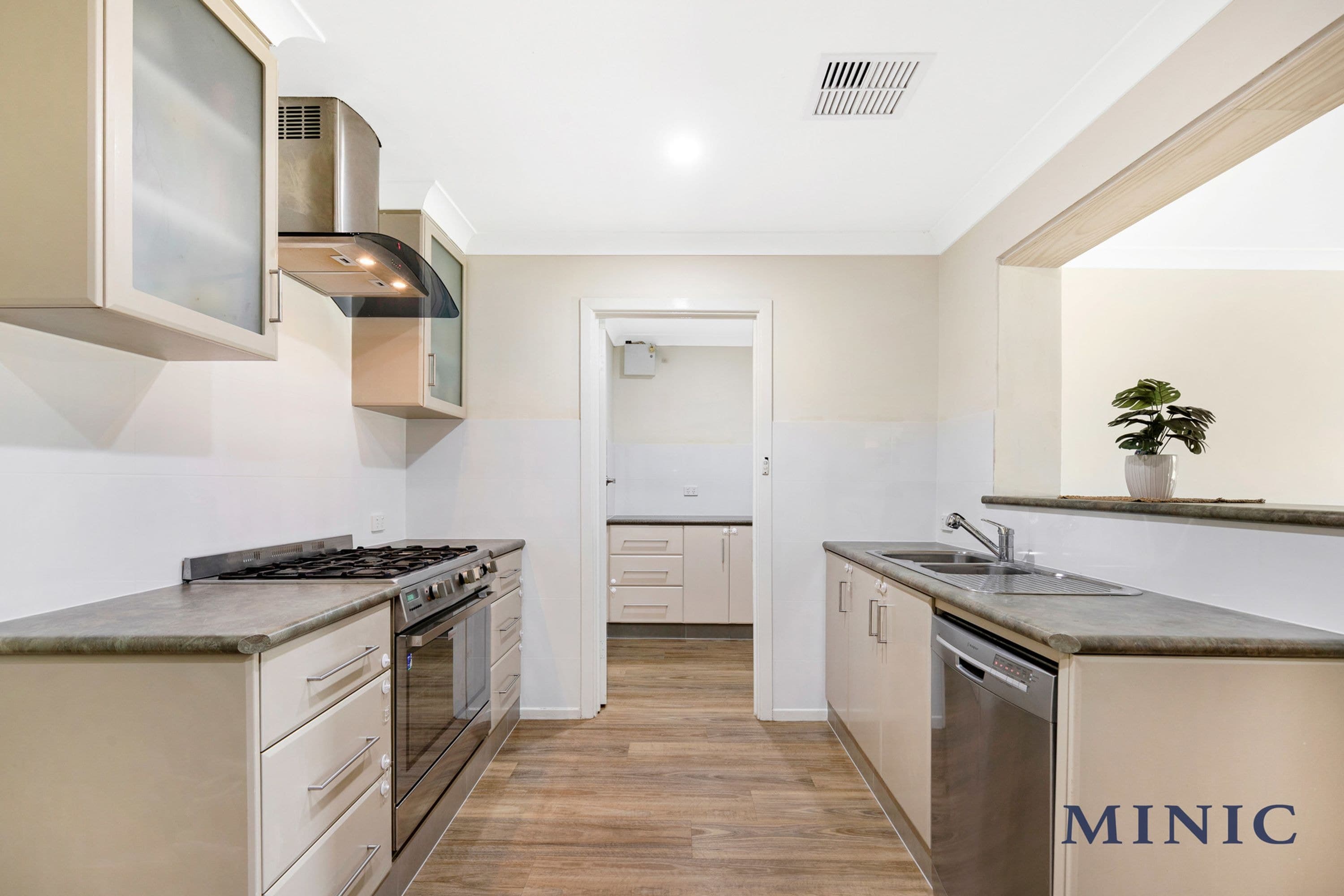 7 Alciston Way, Huntingdale, WA 6110, Huntingdale - Thumbnail 5
