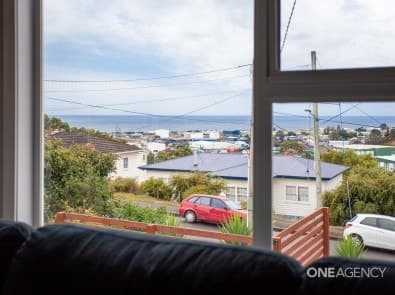 14 Myrtle Crescent, Emu Heights, Emu Heights - Thumbnail 3