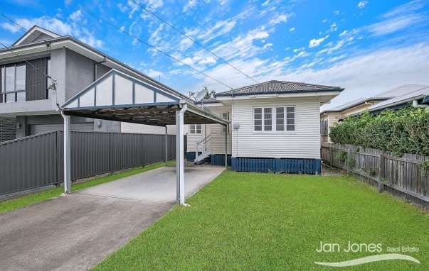 70 Biarra St, Deagon - Image 1