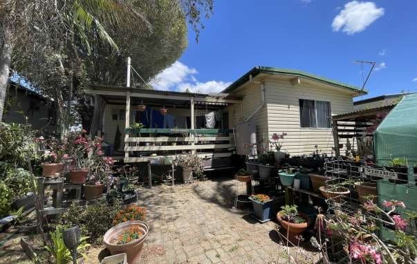 24 Spring St, Deception Bay - Image 1