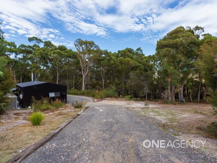 80 Allegra Drive, Heybridge, Heybridge - Thumbnail 2