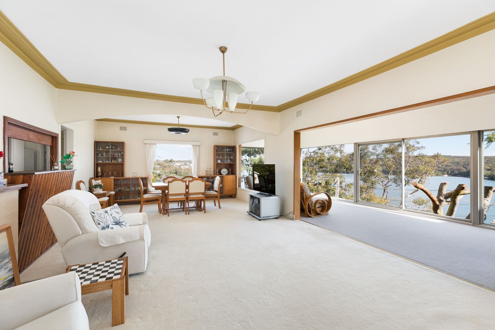 14 Waring Avenue Caringbah South NSW, Caringbah South - Thumbnail 4
