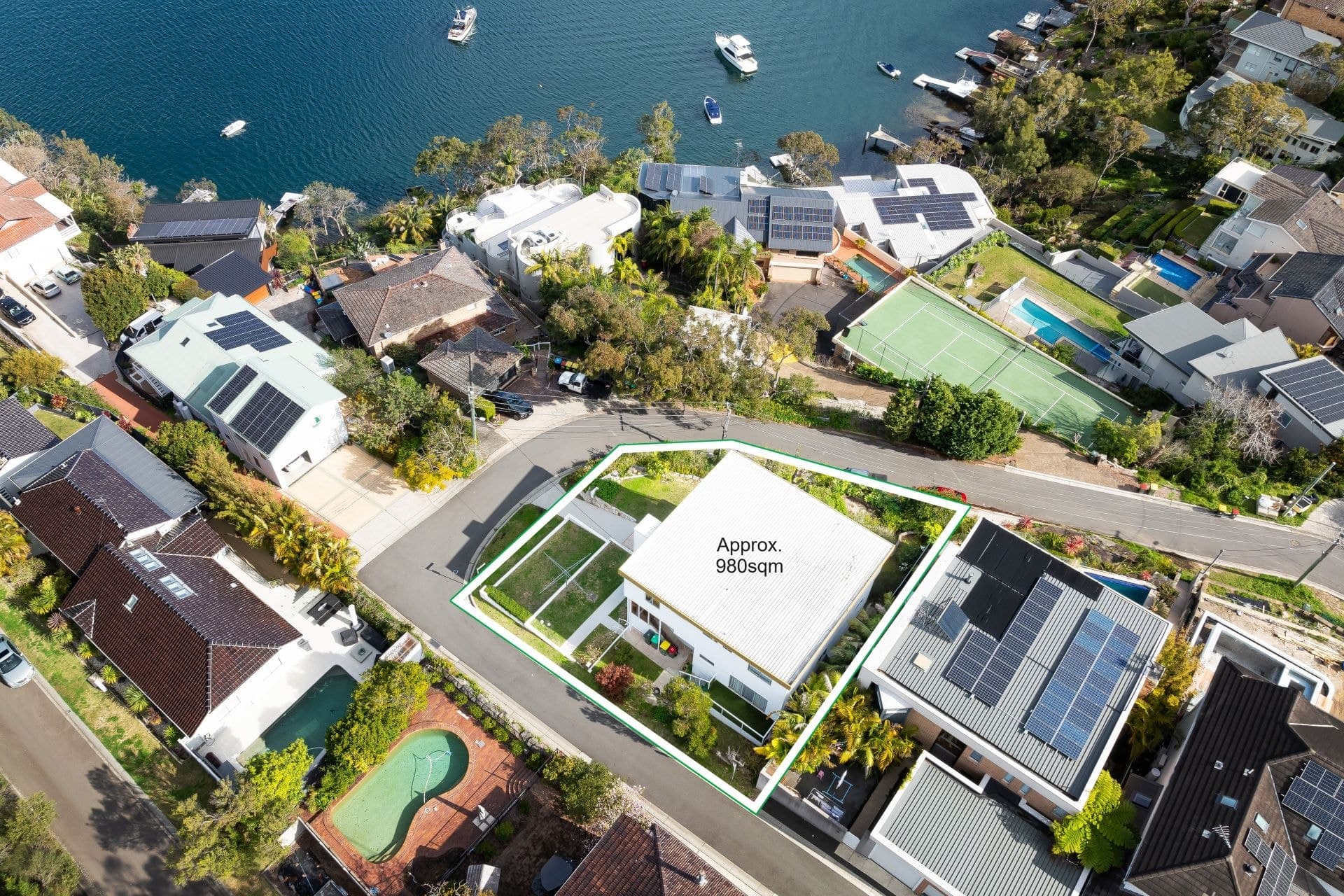 14 Waring Avenue Caringbah South NSW, Caringbah South - Thumbnail 8