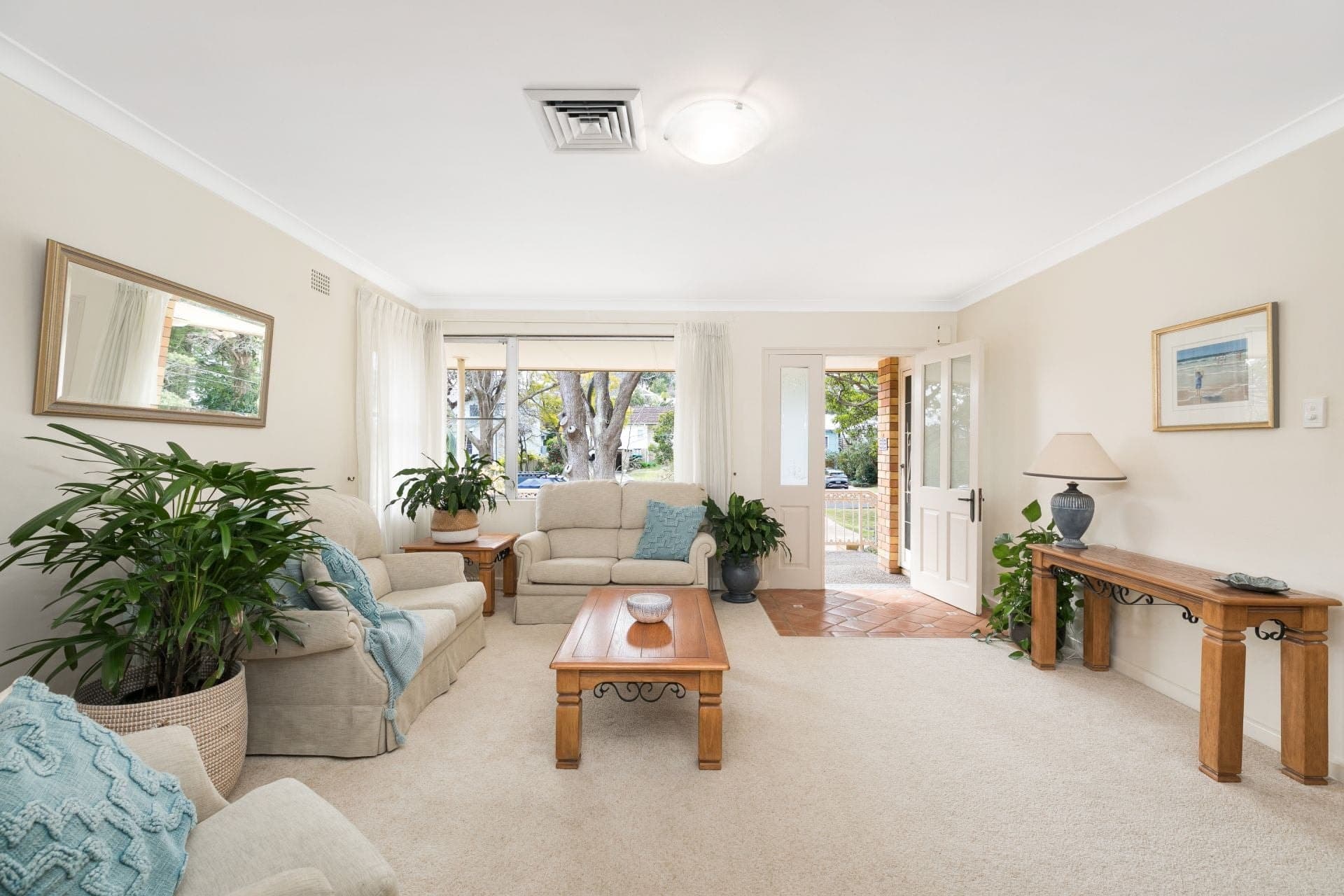 336 Burraneer Bay Road Caringbah South NSW, Caringbah South - Thumbnail 3