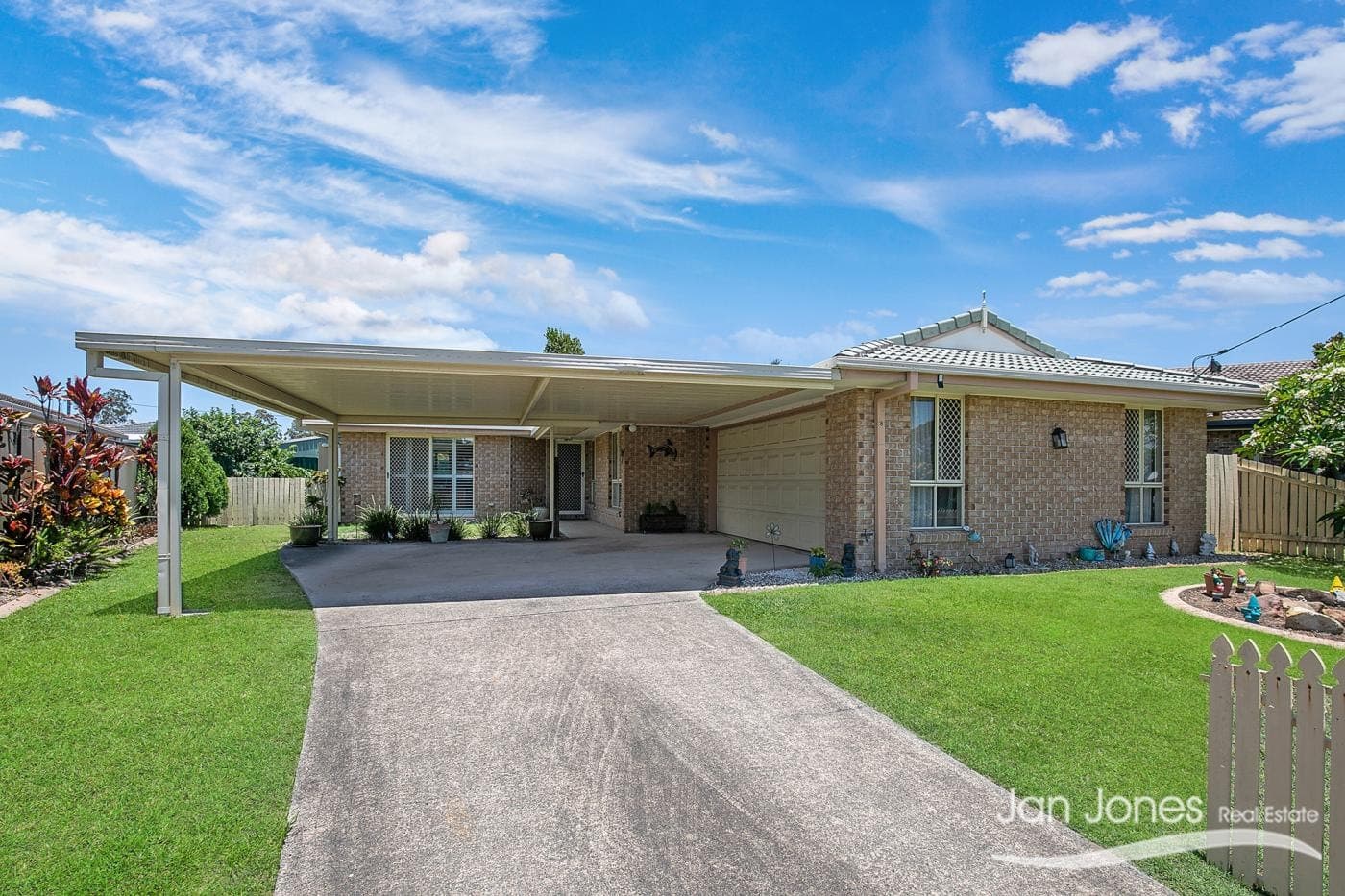 8 Galleon Ct, Deception Bay, Deception Bay - Image 1