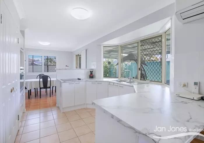 8 Galleon Ct, Deception Bay, Deception Bay - Thumbnail 6