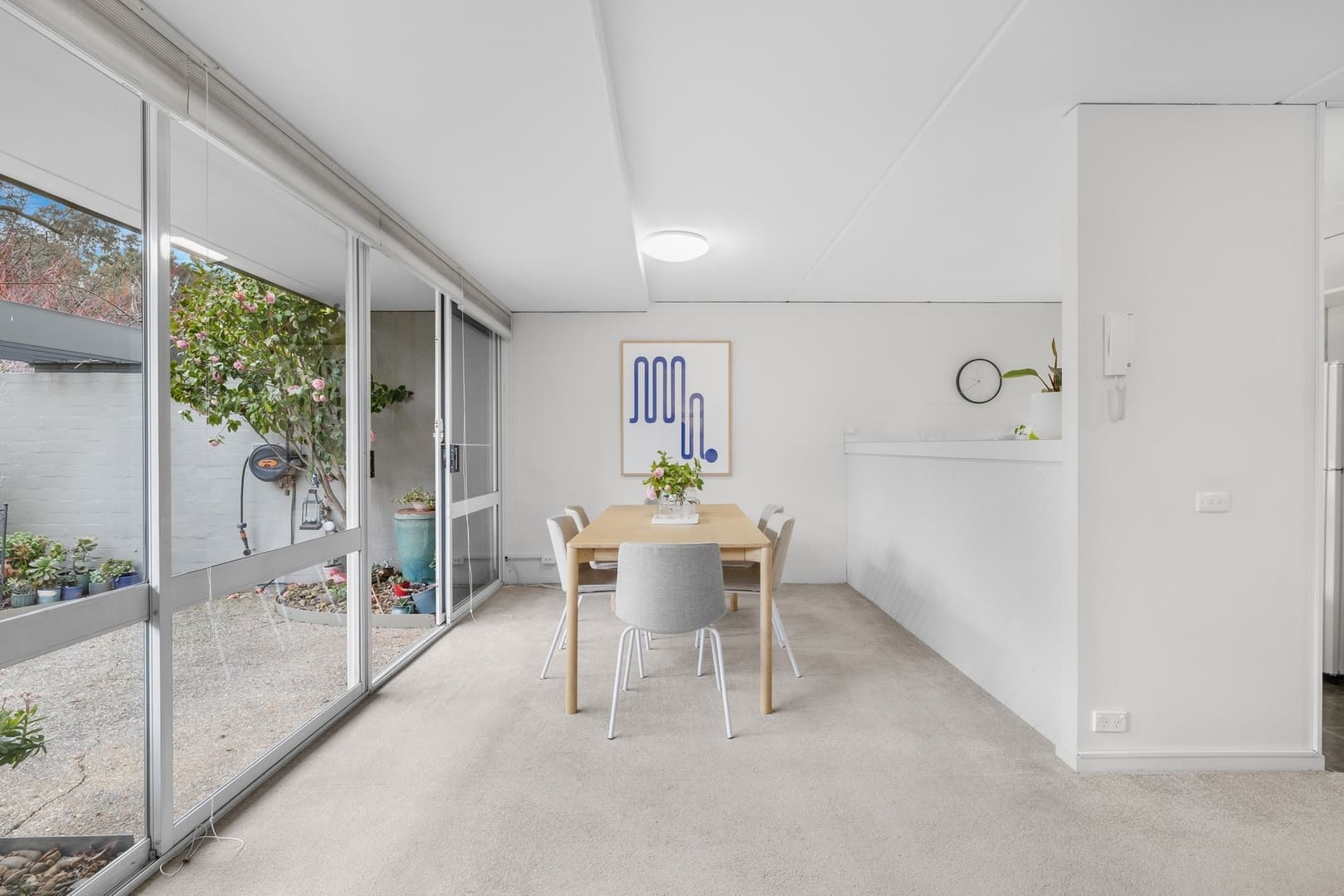 14/18 Currie Crescent, Kingston ACT 2604, Kingston - Thumbnail 2