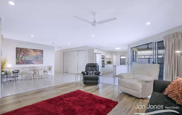 283, Deception Bay - Image 1