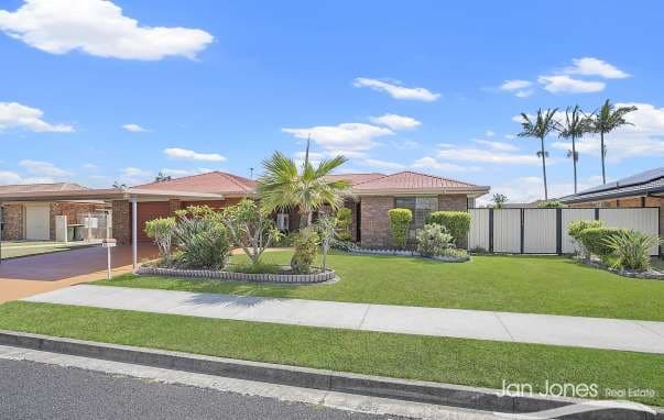 54 Nottingham St, Kippa-Ring - Image 1