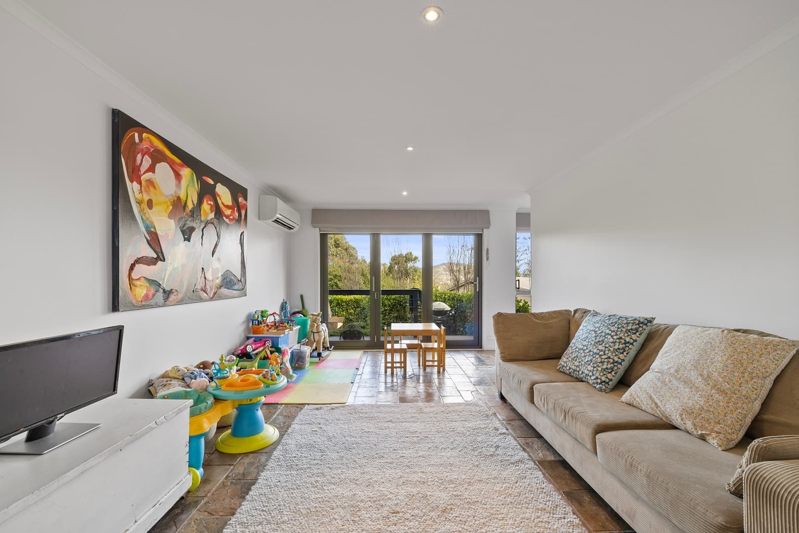 10 Kaeppel Place, Isaacs ACT 2607, Isaacs - Thumbnail 6