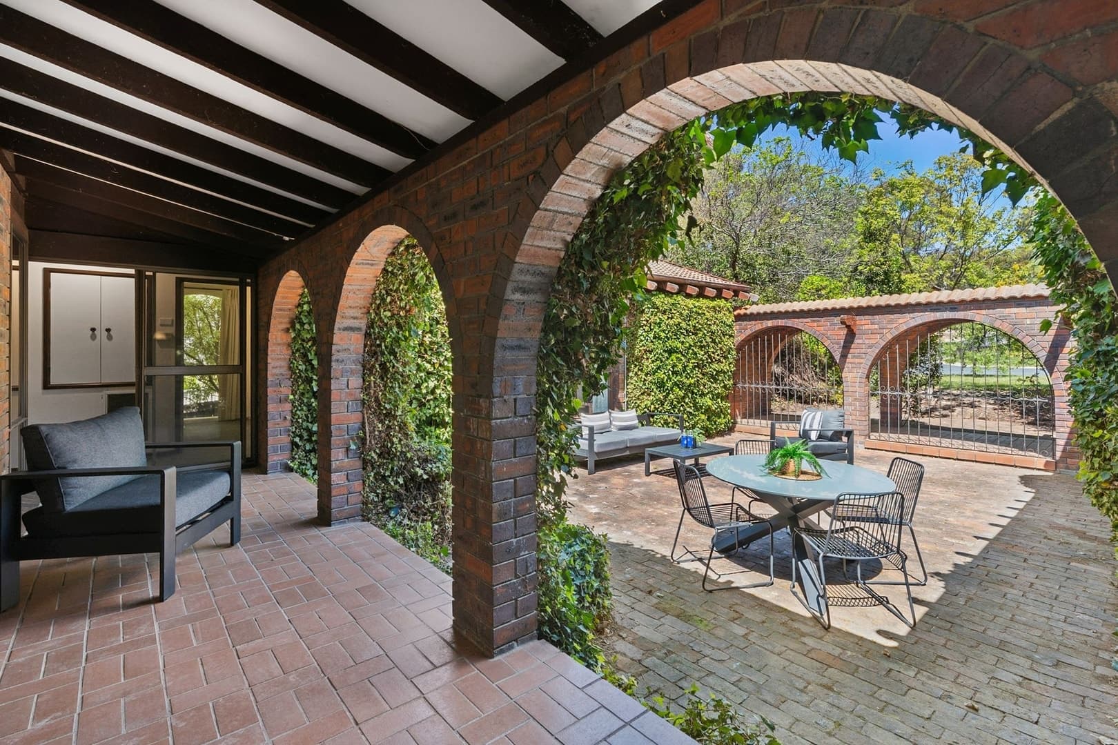 20 Beaumont Close, Chapman ACT 2611, Chapman - Thumbnail 2