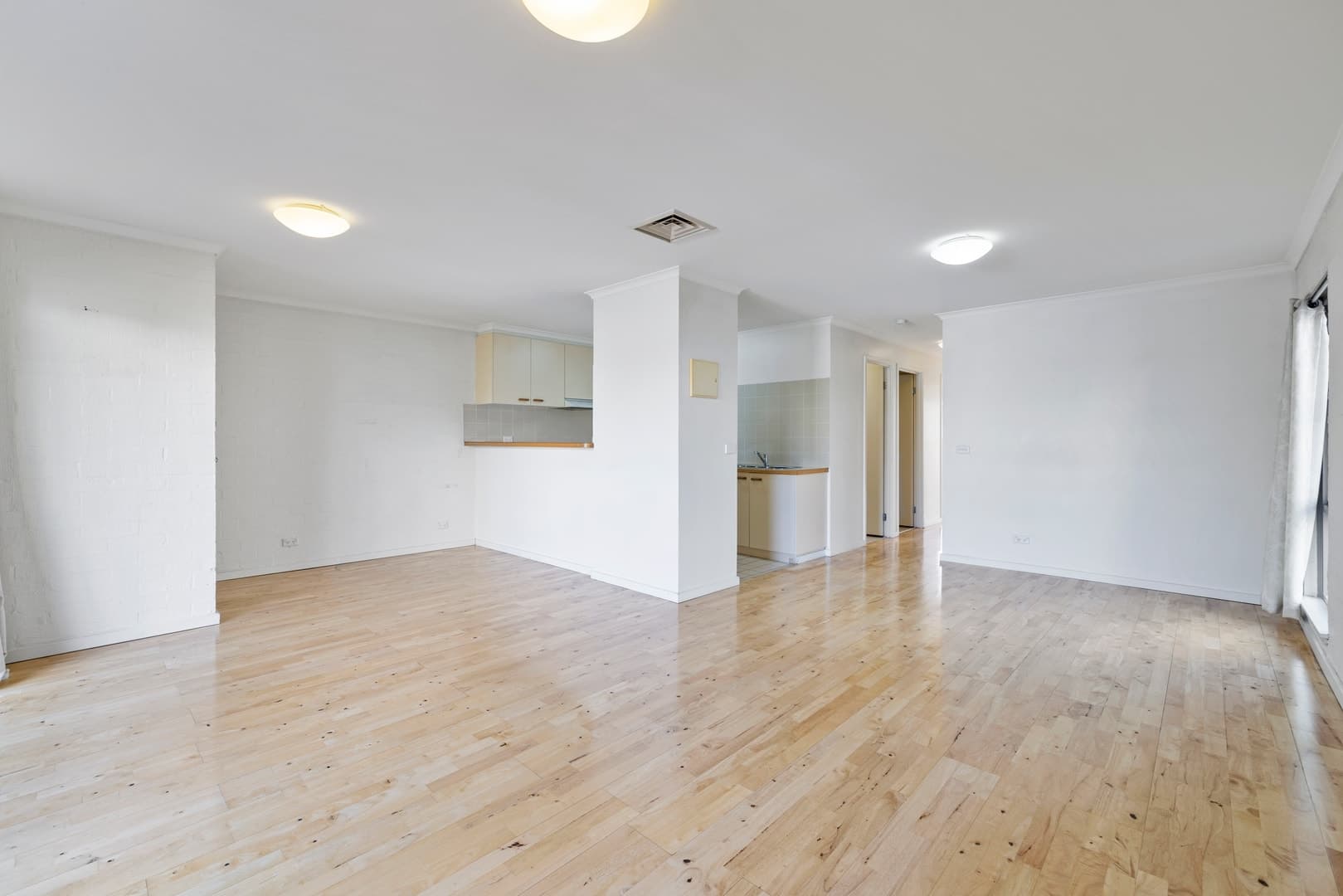 23A/43-51 Giles Street, Kingston ACT 2604, Kingston - Thumbnail 2